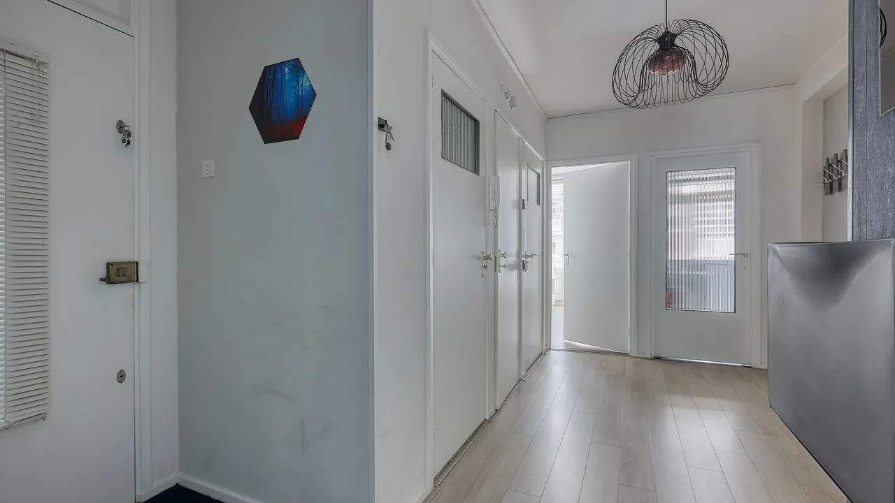 listing-a05a861a-c340-4cda-a7cf-1bb78d36f824-260337354.jpg