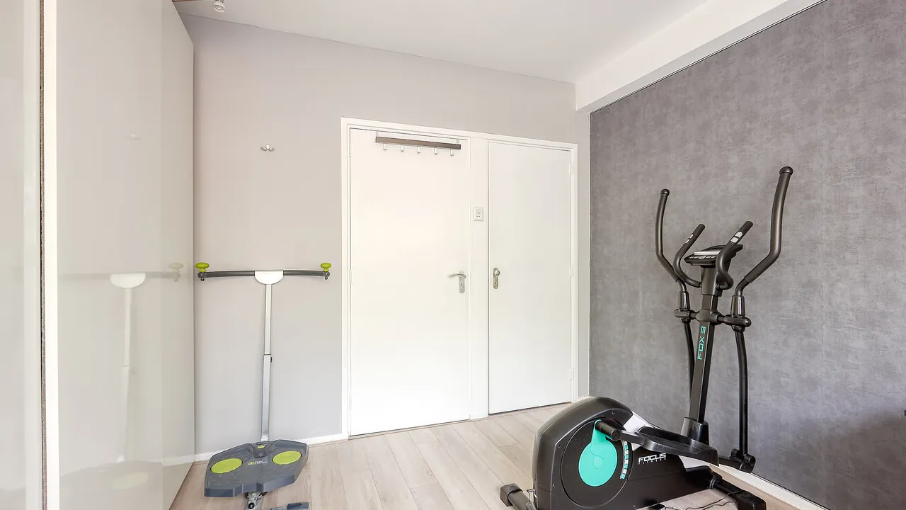 listing-f06b77d8-4fd3-48db-944d-cc70db4849d9-260337372.jpg