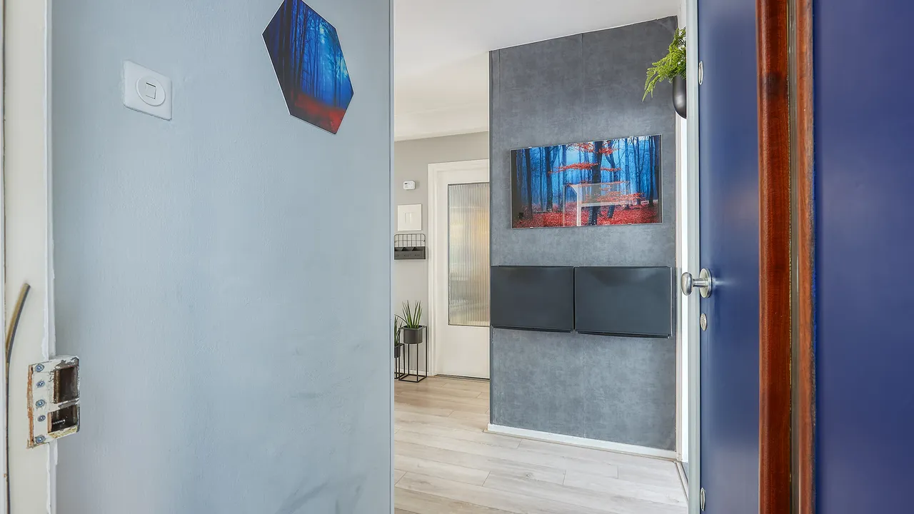 listing-ad25eea4-f279-48ad-a99b-ee8fecbd5c6c-260337382.jpg