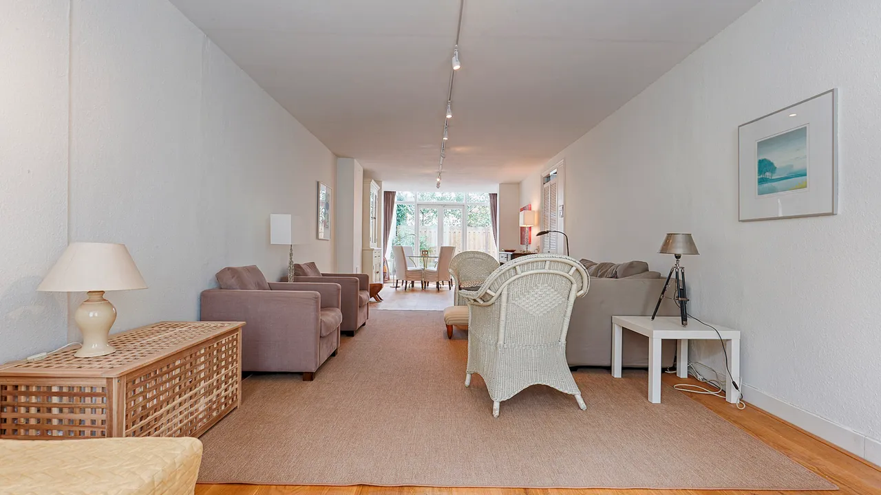 listing-dbefcf80-77b3-4d7a-8723-f67fb76561f2-288401965.jpg
