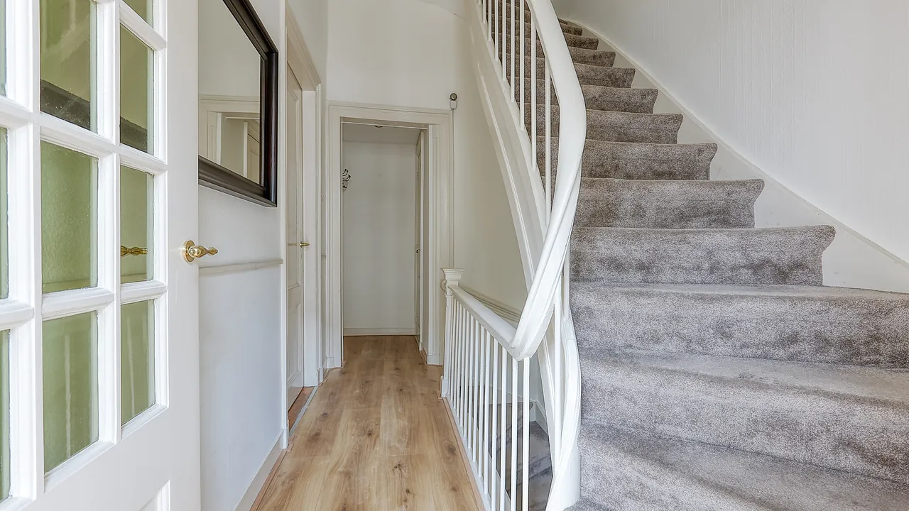 listing-e28ae519-4f93-4a14-b9c7-39b357121d53-288956479.jpg