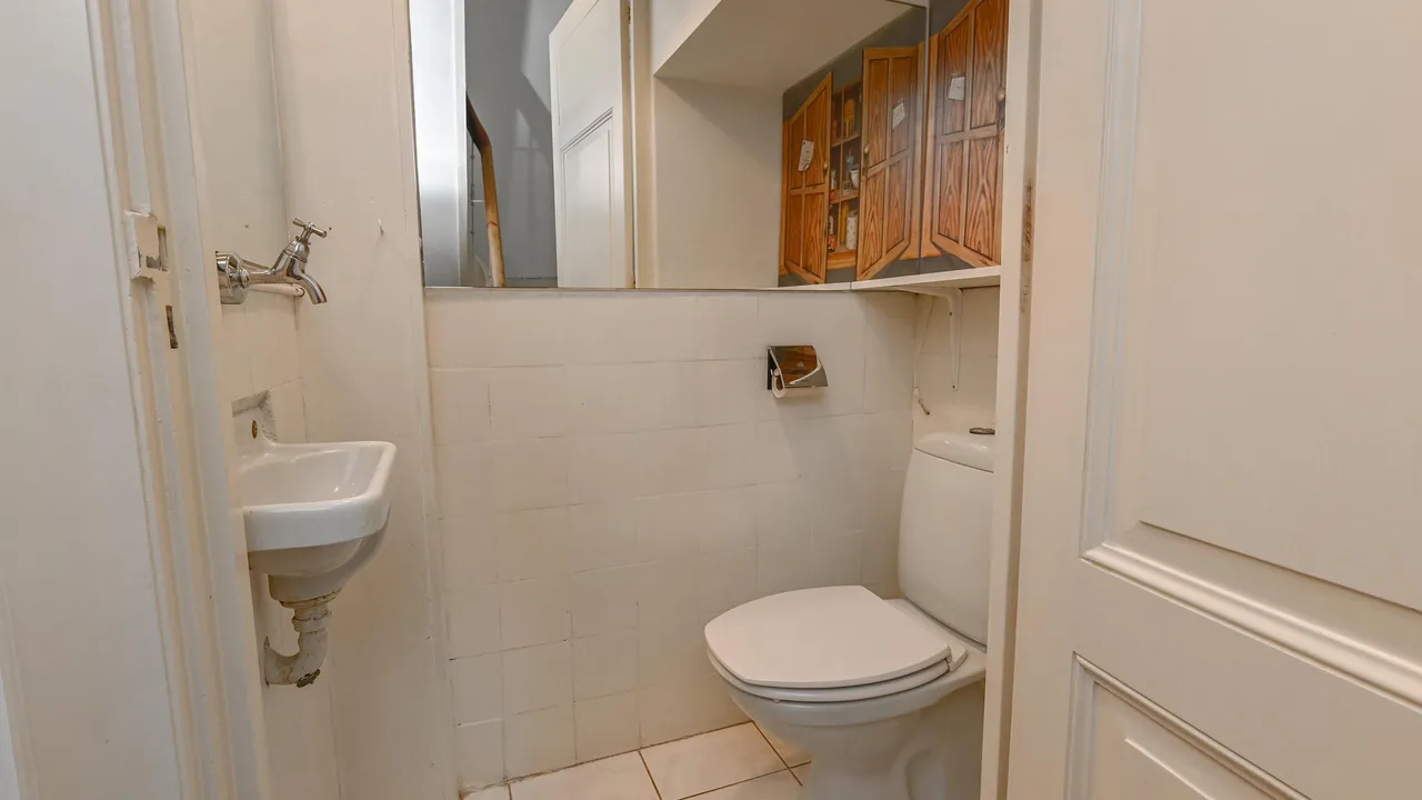 listing-44e9c071-566b-4696-ad87-95e3b8fb0403-289240049.jpg