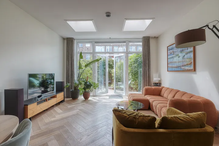 listing-e0089b02-7897-46c8-a12d-69ee785ad61e-288209109.jpg