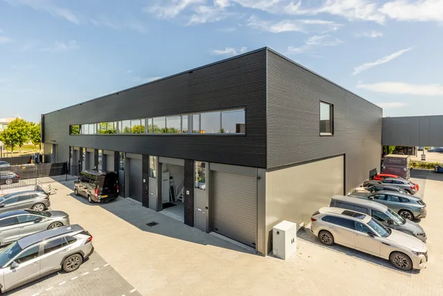 listing-2473466b-a5e4-4d3a-a0e3-1189cd52ee39-287769035.jpg