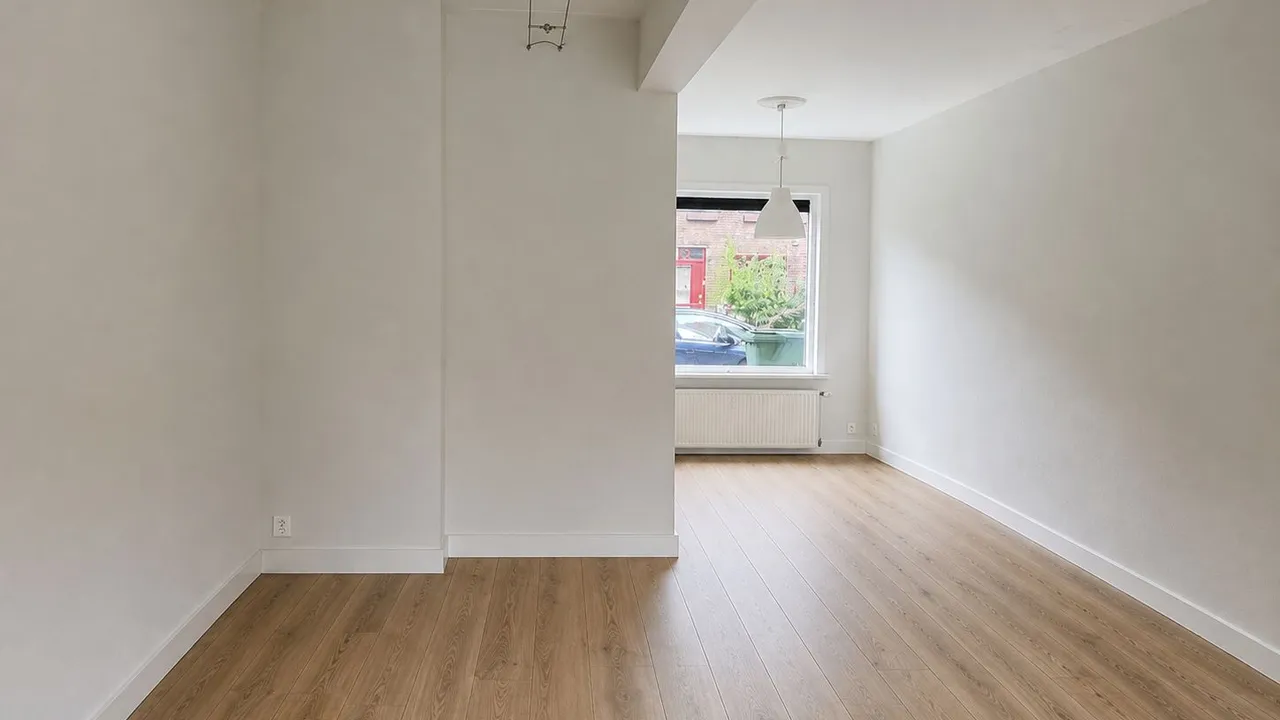 listing-208f99a1-d4c8-4b58-a624-436dca632f5f-original.jpg