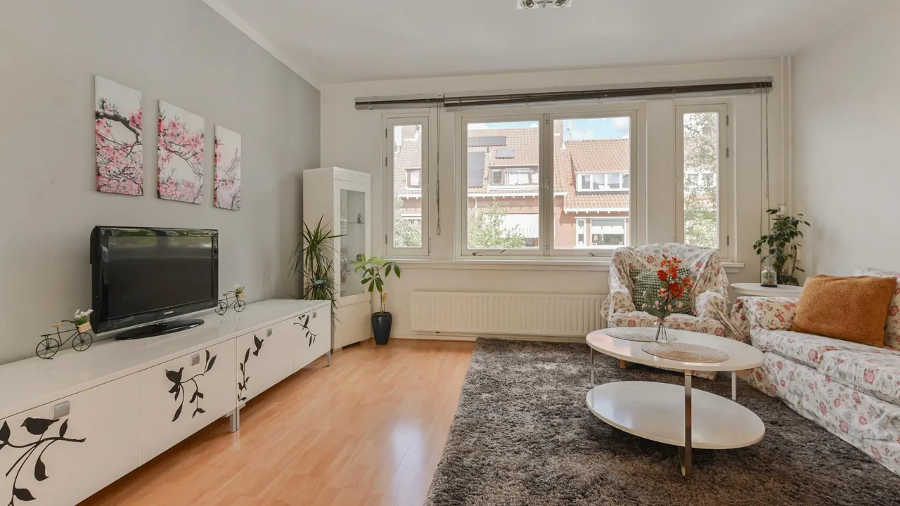 listing-87f8bb1c-6bcb-4b5b-9afa-4d2a998d7c54-287626067.jpg