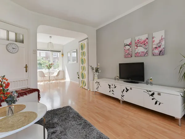 listing-67d858fd-0fa8-4135-ac3f-ddce9755f338-287626071.jpg