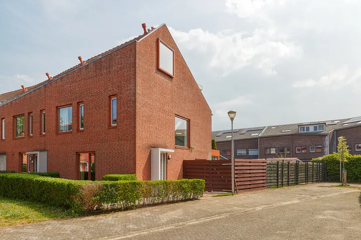 listing-162a4576-830a-4ee3-974a-d0abd2238db5-289882487.jpg