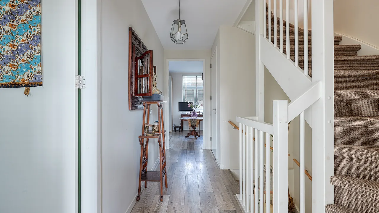 listing-aca1f875-e58c-447e-8036-76e0f62242d0-289958423.jpg