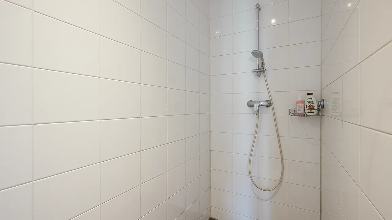 listing-bb15d54c-05cb-454b-a4d2-254f27b69241-289958441.jpg