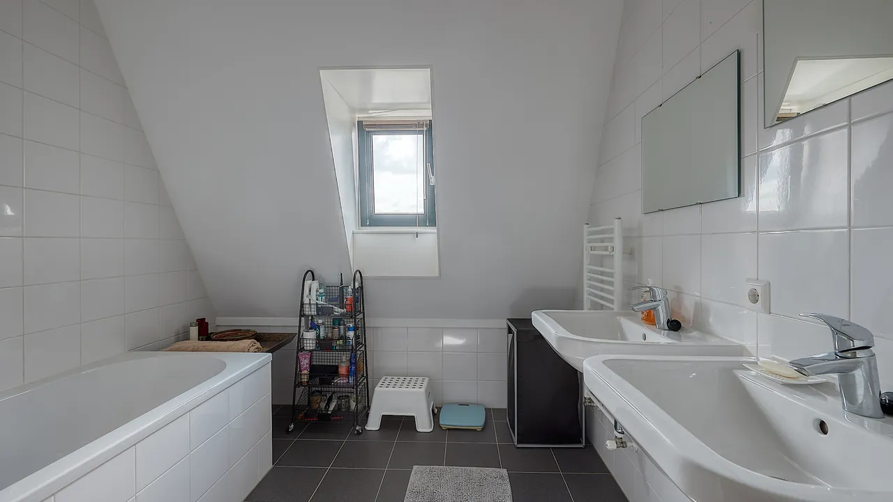 listing-2bb8ba02-9b02-4e1c-888d-66793d8da7a5-289958465.jpg