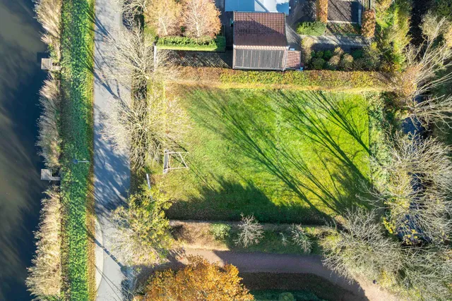 Foto 4 van Kanaalweg Oostzijde 0ong