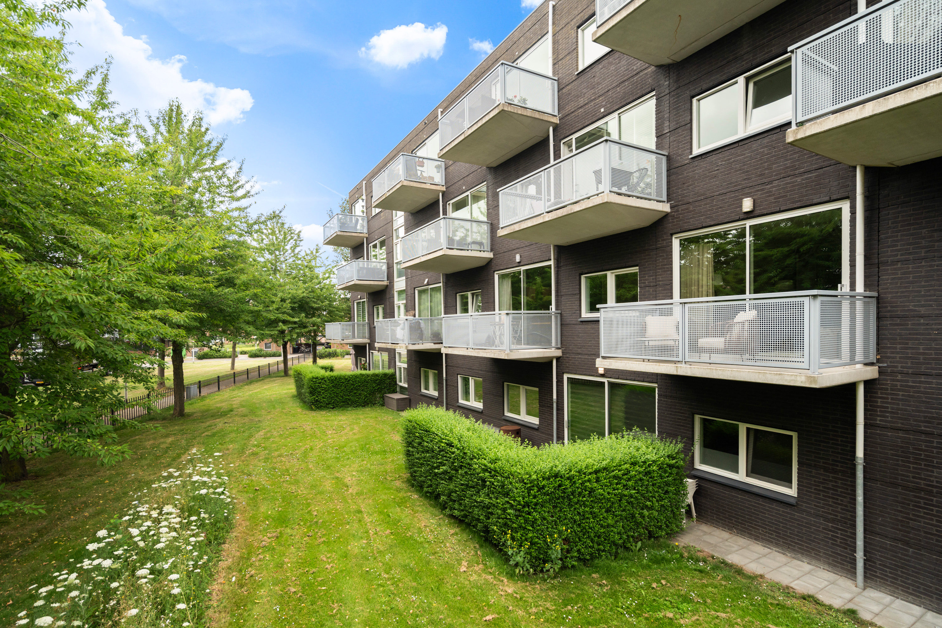 listing-eed4bbd1-a416-43f5-9c63-e2a804722b06-285102643.jpg
