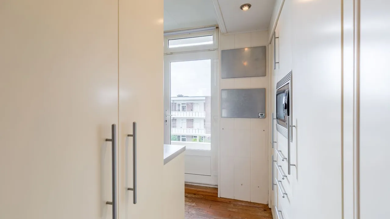 listing-05805bb1-1671-429d-9f67-088b7ec9e848-original.jpg