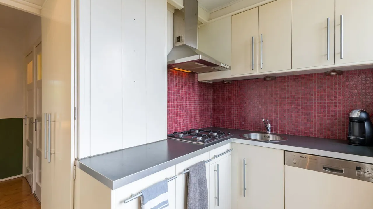 listing-d634e6e5-ce07-4b9b-acbc-1bd45178e366-original.jpg