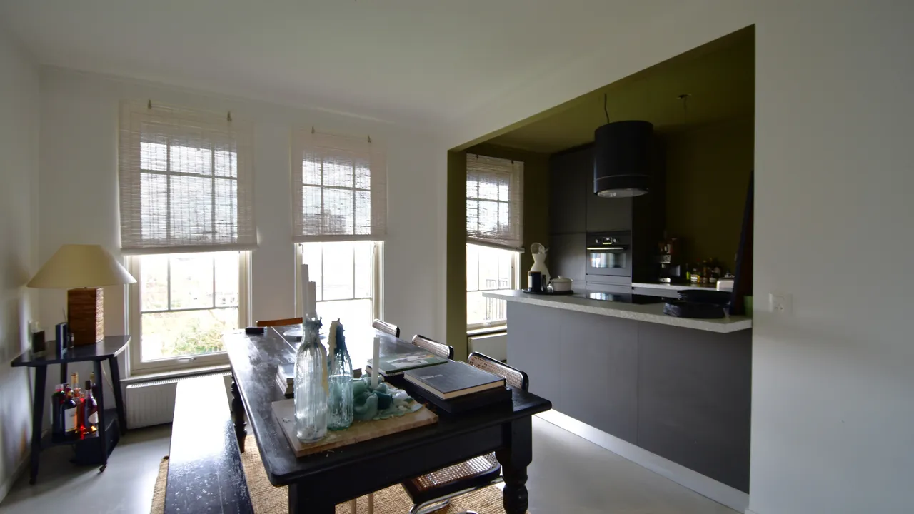 listing-f3c4be9f-0ffa-44e5-b1e1-d64ee61bd2a5-original.jpg