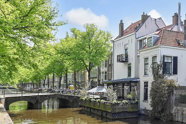 aan en verhuur