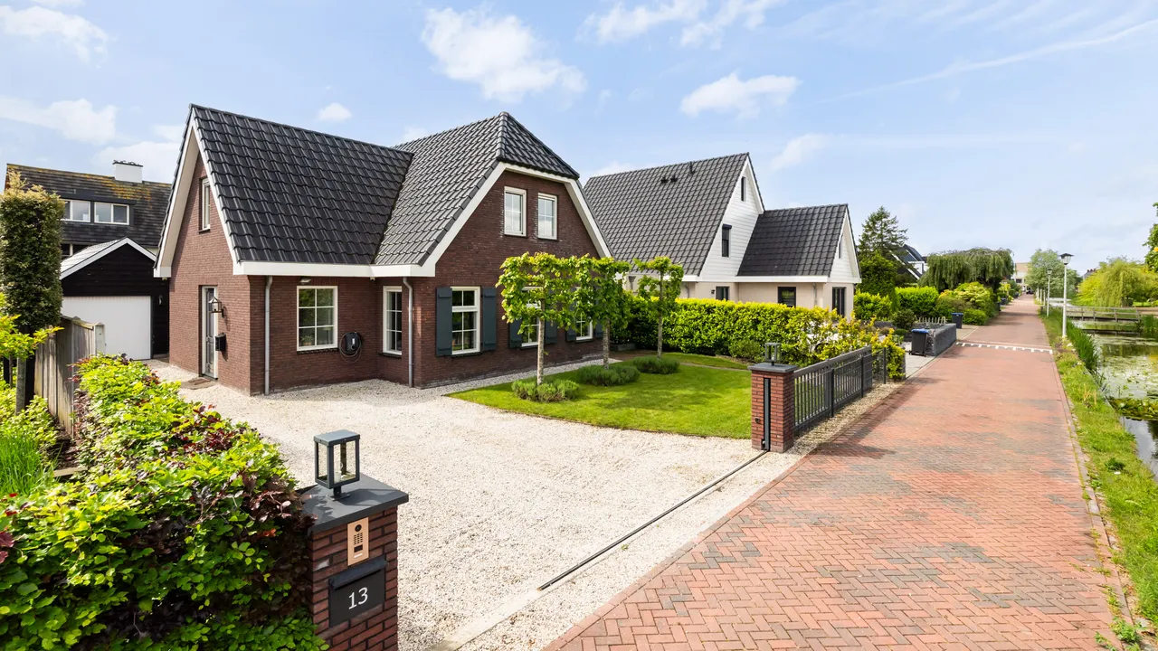 listing-6947bc63-b99a-4b32-a282-f48aea59a8a4-278247026.jpg