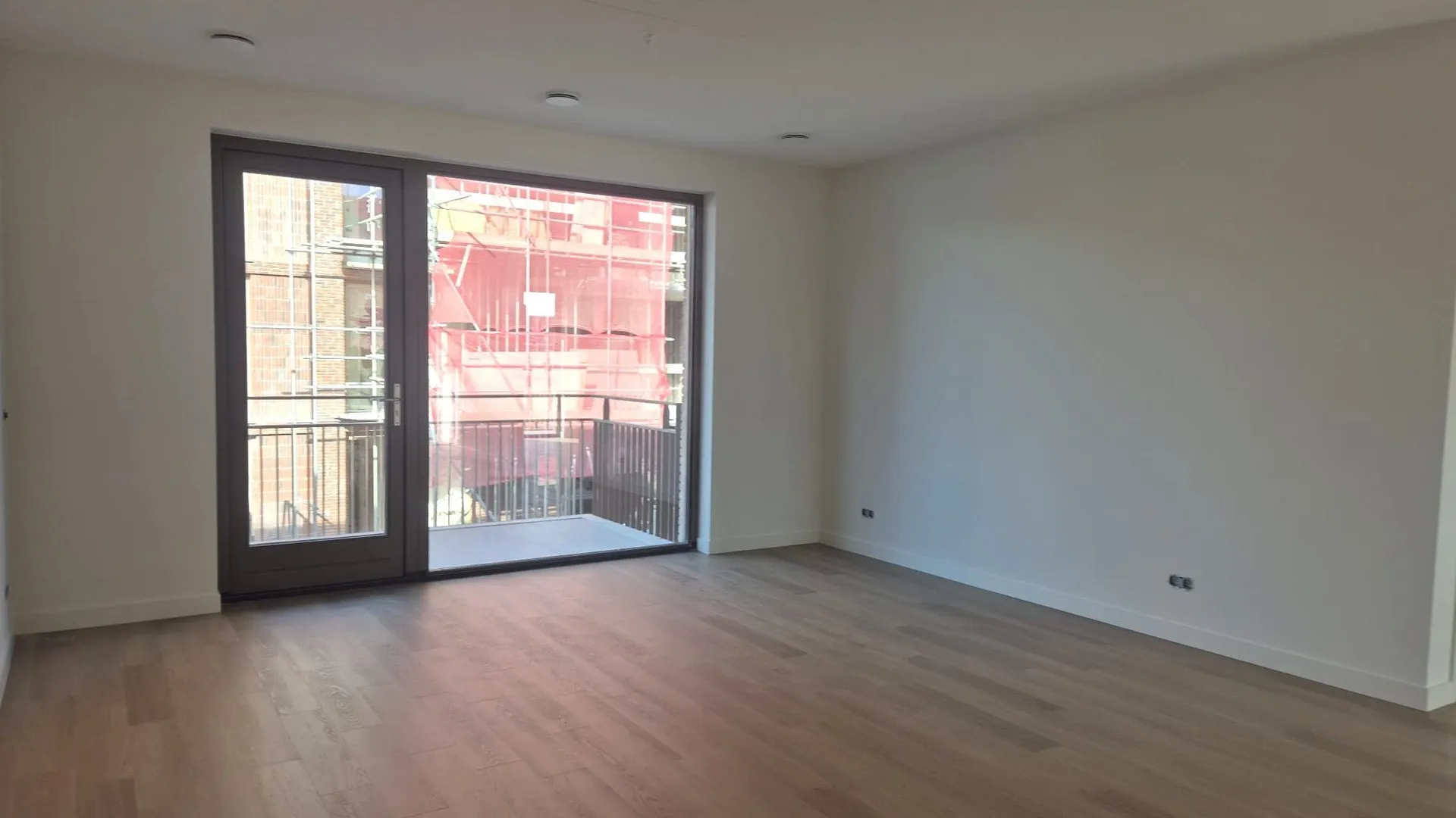 listing-dde10af8-f596-4ab3-84f5-d78bc5a1c505-original.jpg