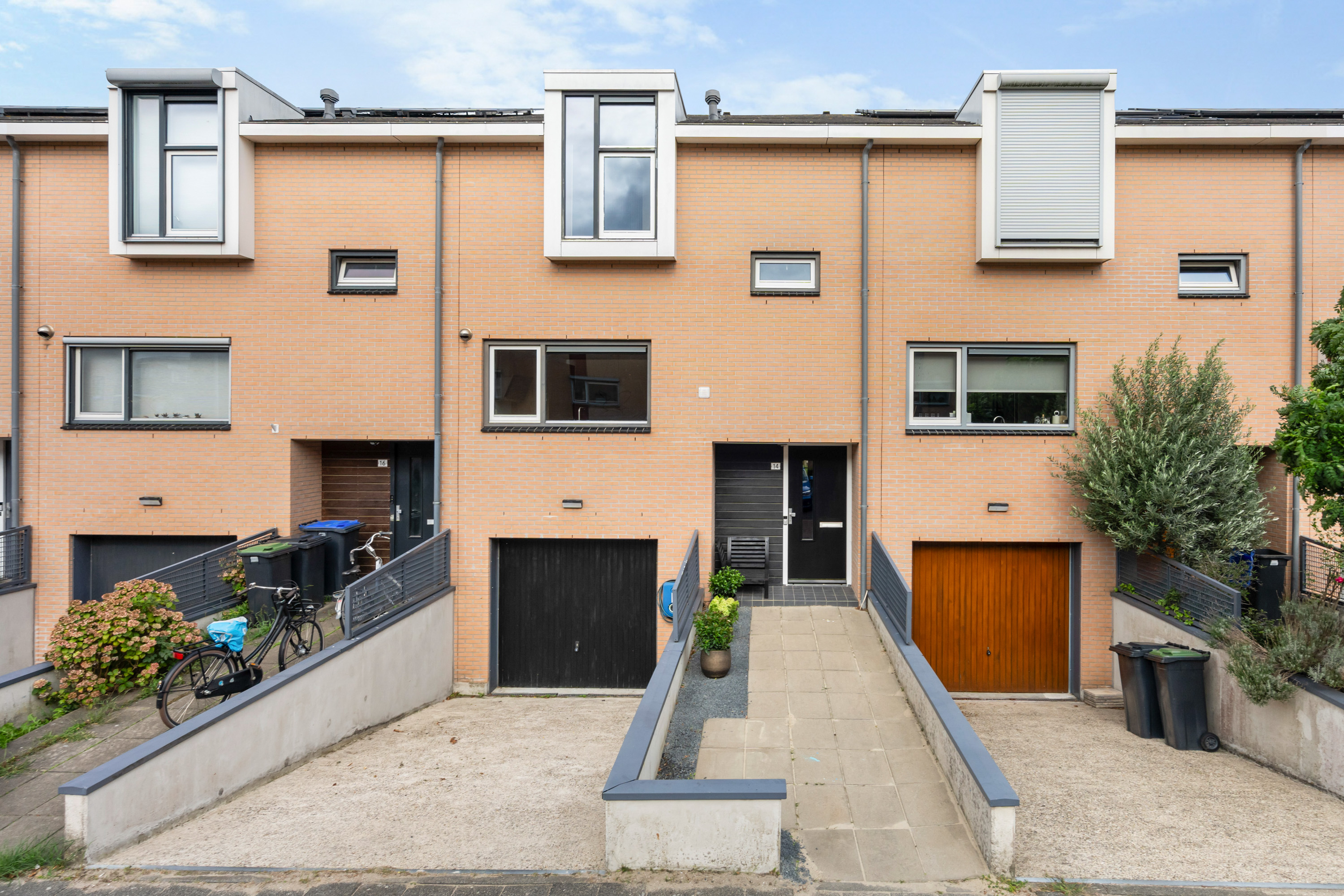 listing-f84ae0ec-5f8c-4d72-8ed6-229504c1728e-291863091.jpg
