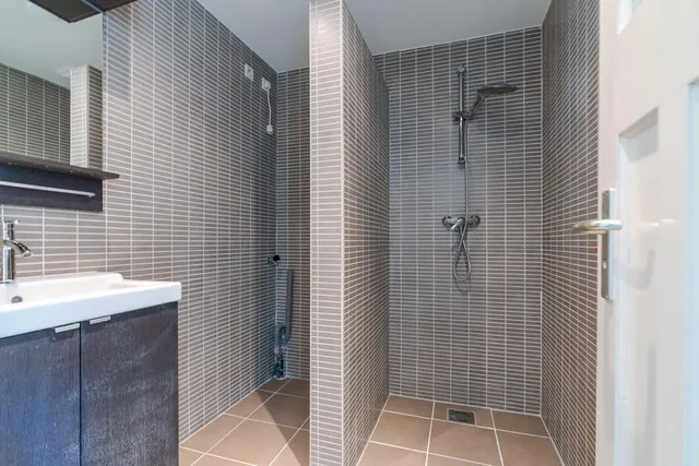 listing-471a8077-63b1-428e-a6e7-835239d4bbf4-293497755.jpg