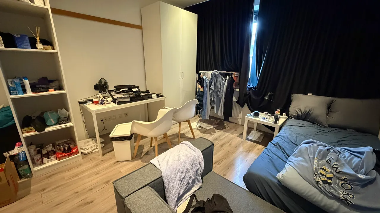 Medium 4