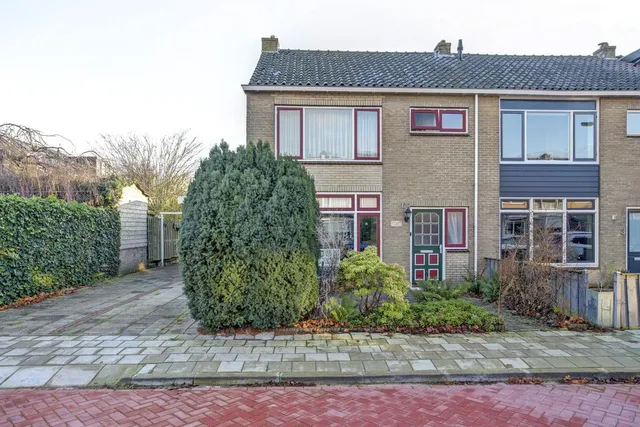 Foto 1 van Lindelaan 1