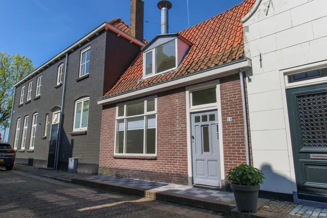 Foto 1 van Brugstraat 16
