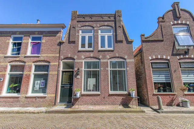 Foto 1 van Breedstraat 141