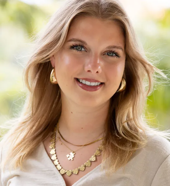 Louki Smeets makelaar curacao international fine living real estate agent
