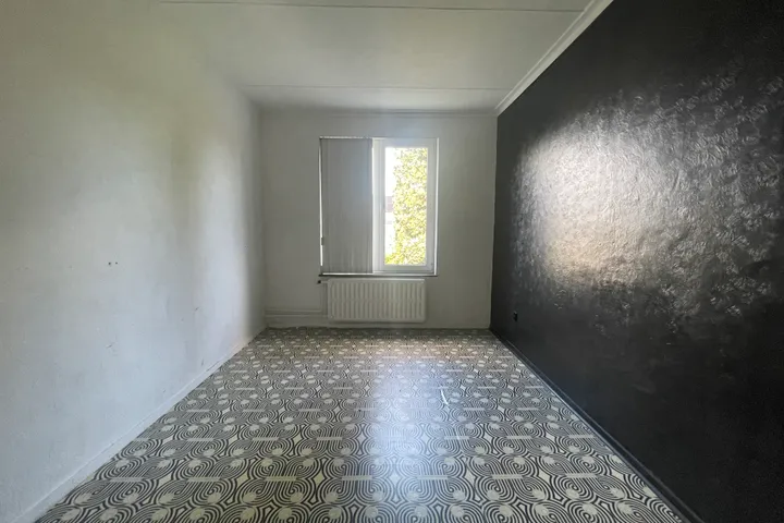 Medium 3