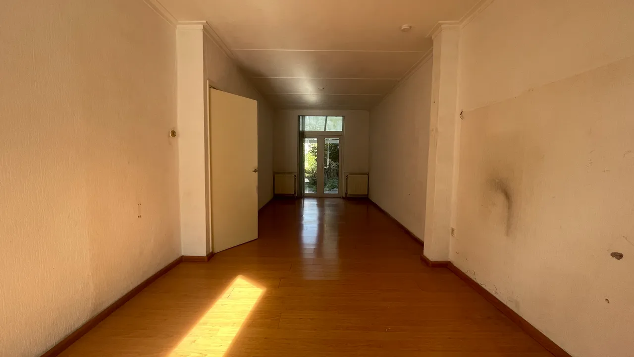 Medium 8