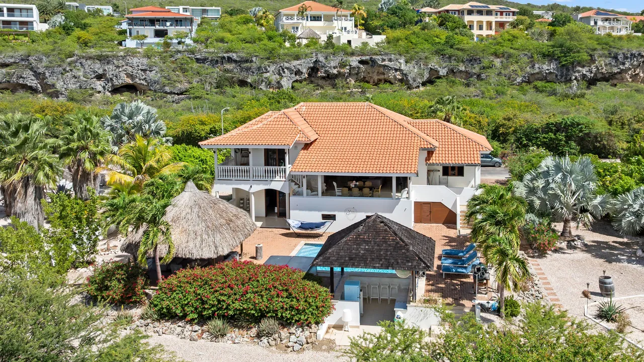 Photo 6 of Coral Estate 43
