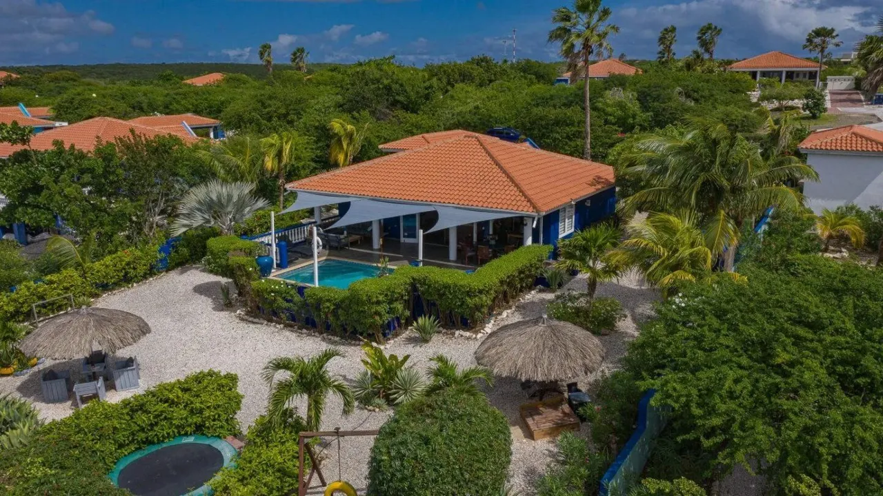 Photo 1 of Coral Estate 704-704