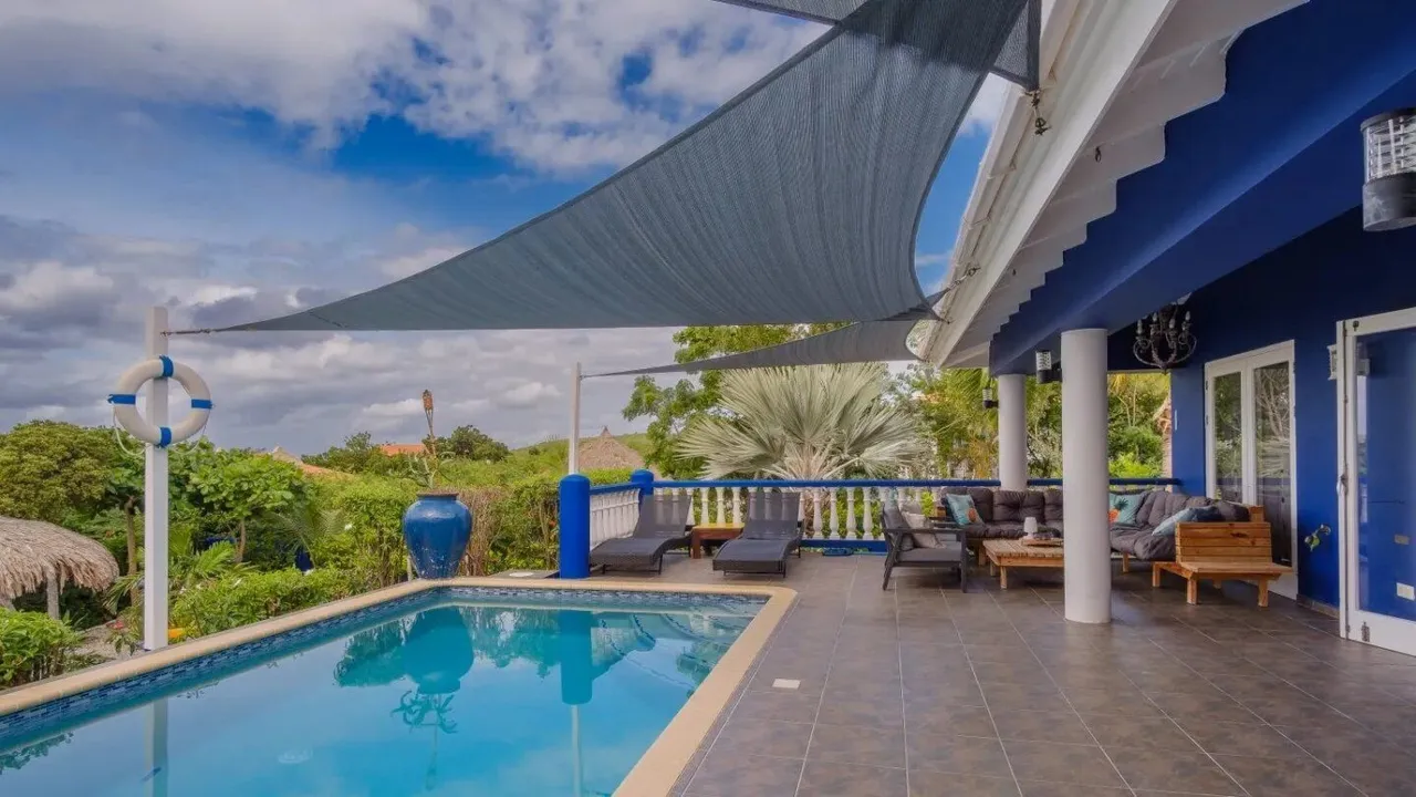 Photo 10 of Coral Estate 704-704