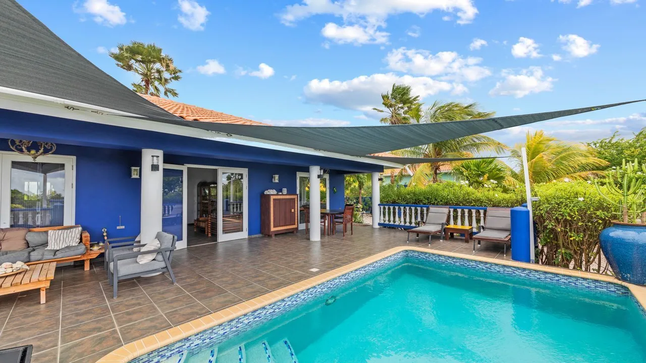 Photo 13 of Coral Estate 704-704