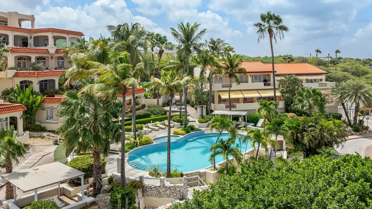 Foto 6 van Royal Palm Resort 20-A