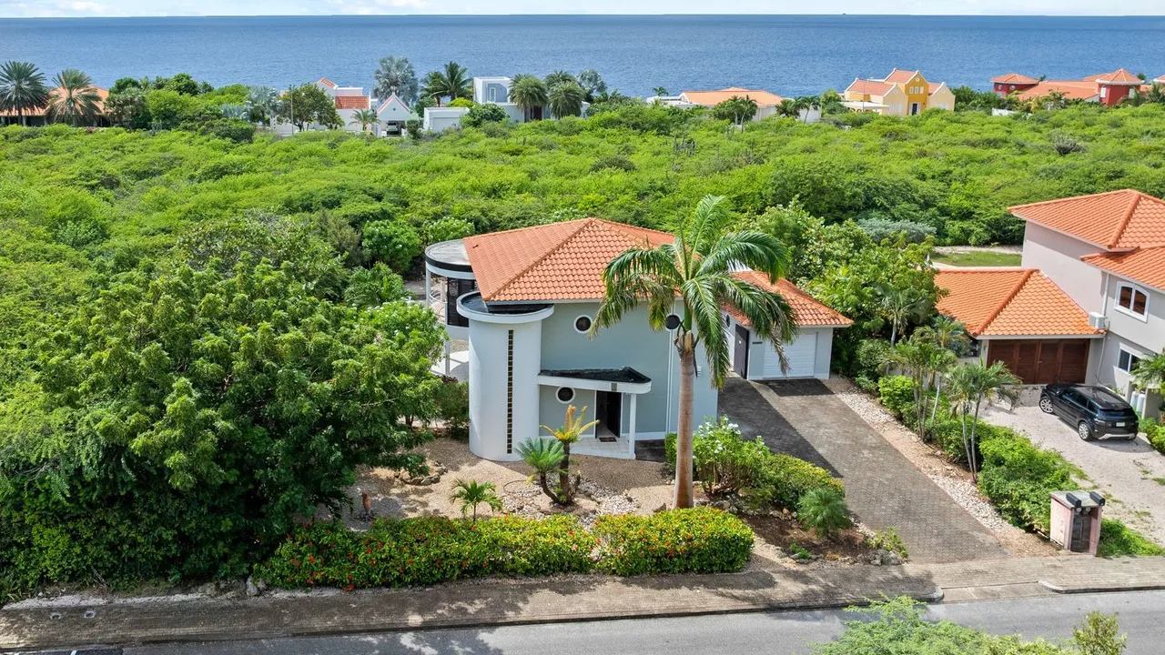 Photo 2 of Coral Estate 41