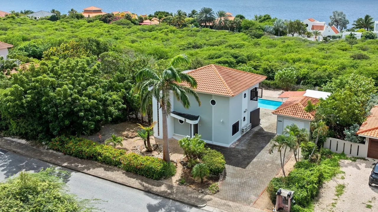 Photo 4 of Coral Estate 41