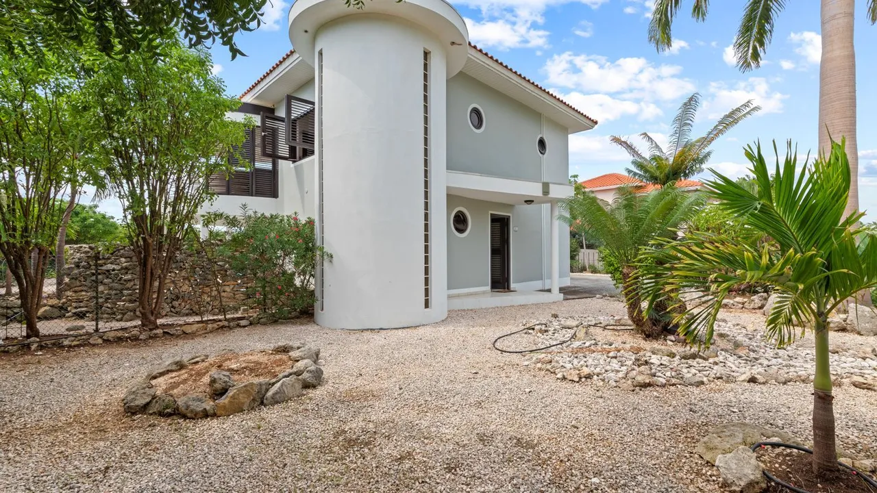 Photo 18 of Coral Estate 41