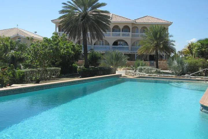 Photo 2 of Curacao Ocean Resort 7