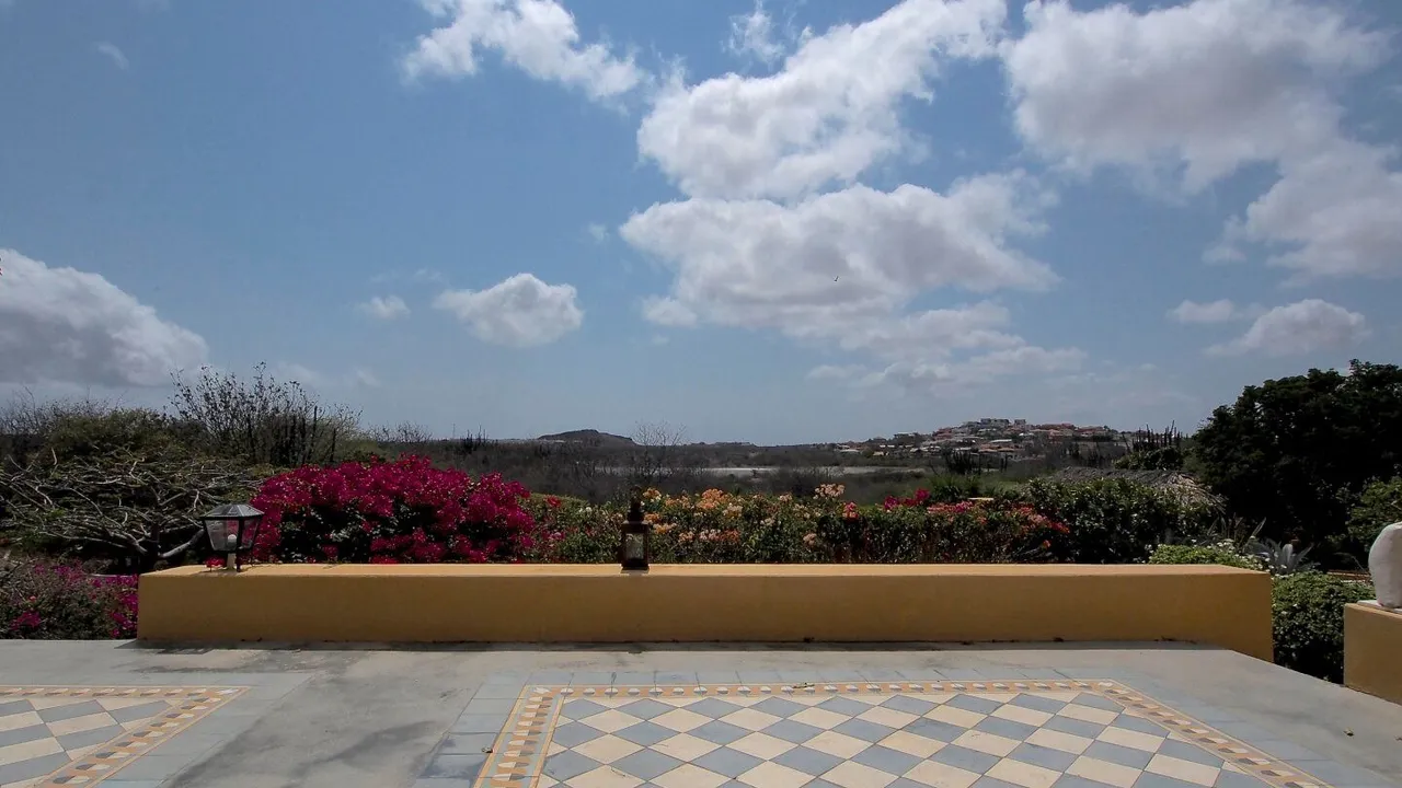 Photo 6 of Caracasbaaiweg