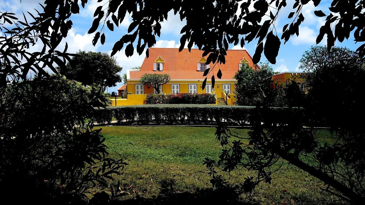 Photo 23 of Caracasbaaiweg