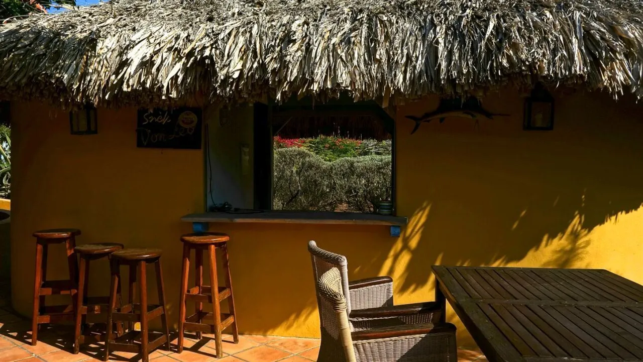 Photo 39 of Caracasbaaiweg