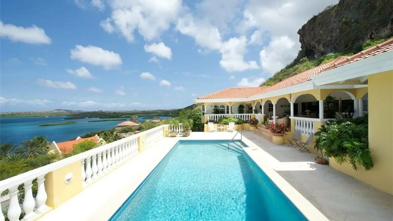 Photo 4 of Seru Boca Estate 35