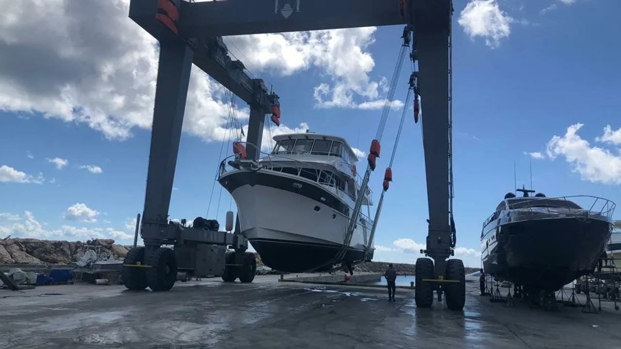 Photo 18 of Marina 1
