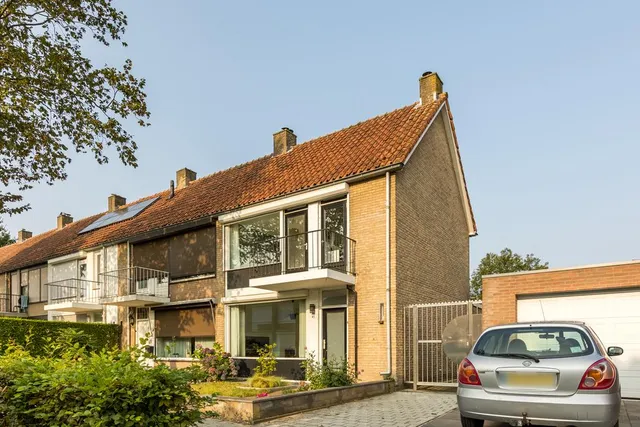 Foto 1 van Beneluxlaan 45
