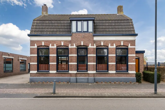 Foto 1 van Dongenseweg 15