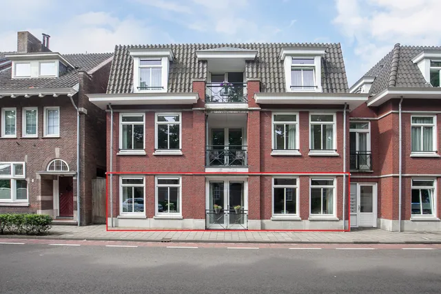 Foto 1 van Hoge Ham 44