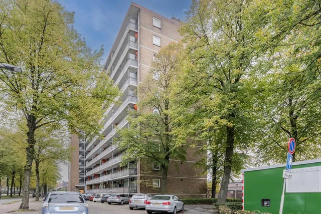 Foto 1 van Postelse Hoeflaan 206